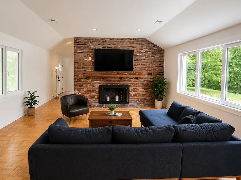 7131 Mink Hollow Rd — Photo 1
