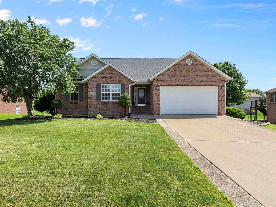 1st image of 2118 Woodland Hills Dr