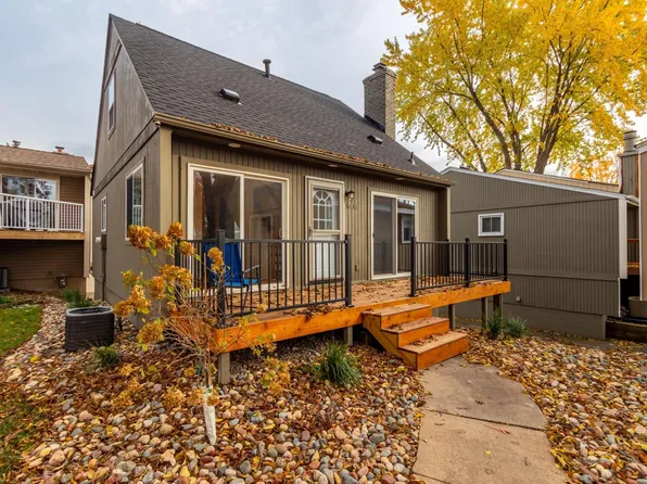 3437 Pilgrim Ln N, Plymouth, MN 55441