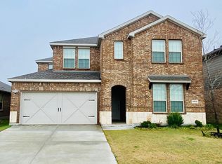 3913 Fitzgerald Ave, Aubrey, TX 76227