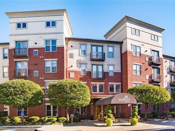 1000 Providence Pl APT 449, Providence, RI 02903