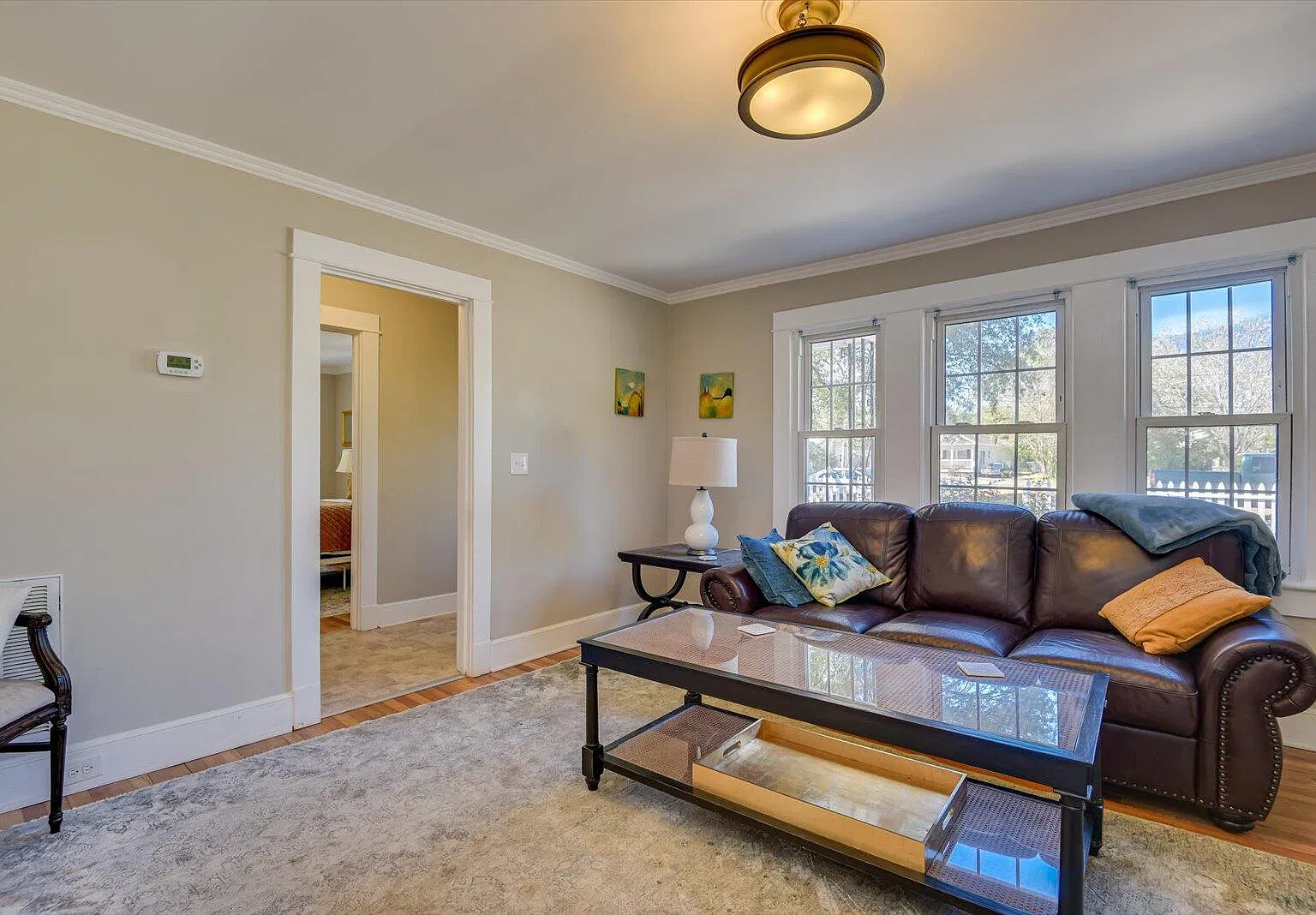 3 bed, 2.0 bath, 1830 sqft, $2,200 — Photo 4