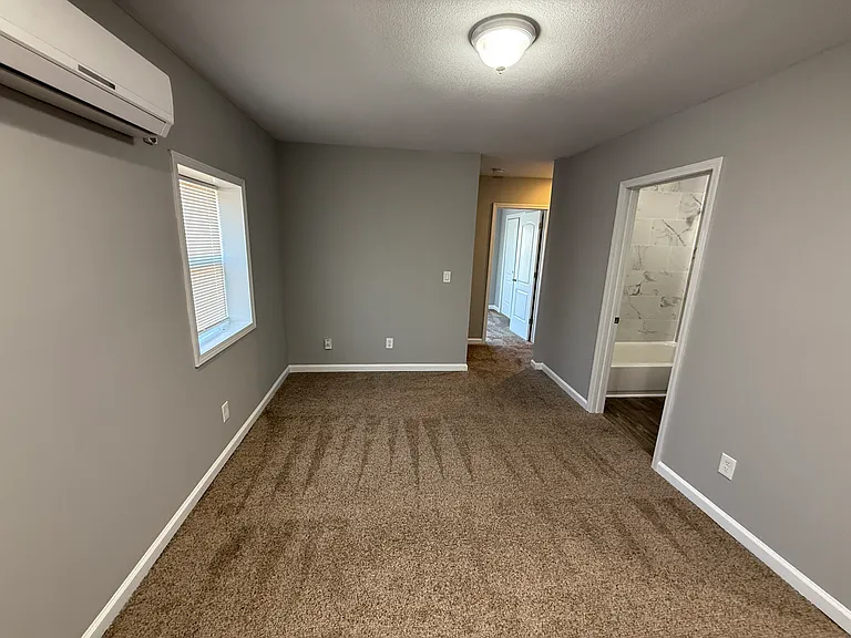 3824 Warwick Blvd #5 — Photo 5