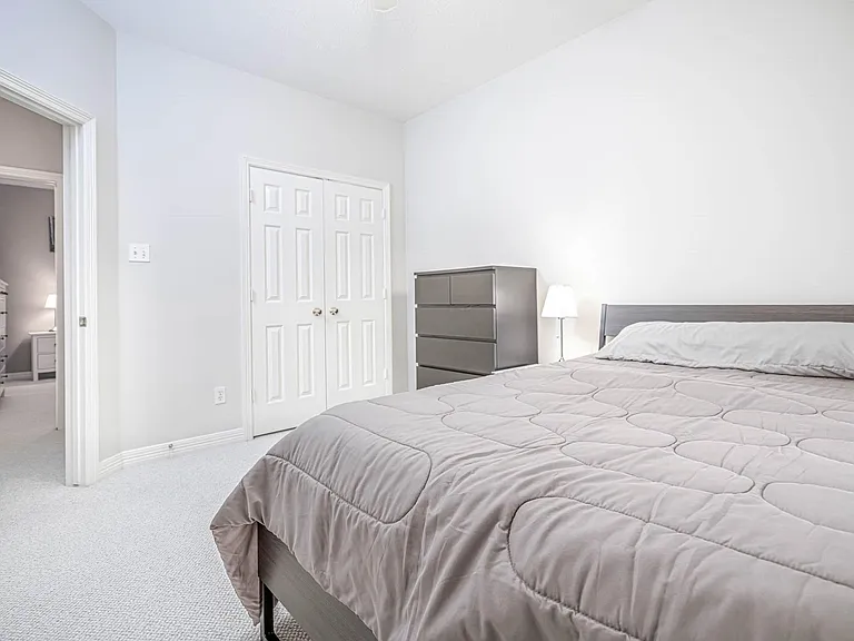 5415 Emerald Brk — Photo 21