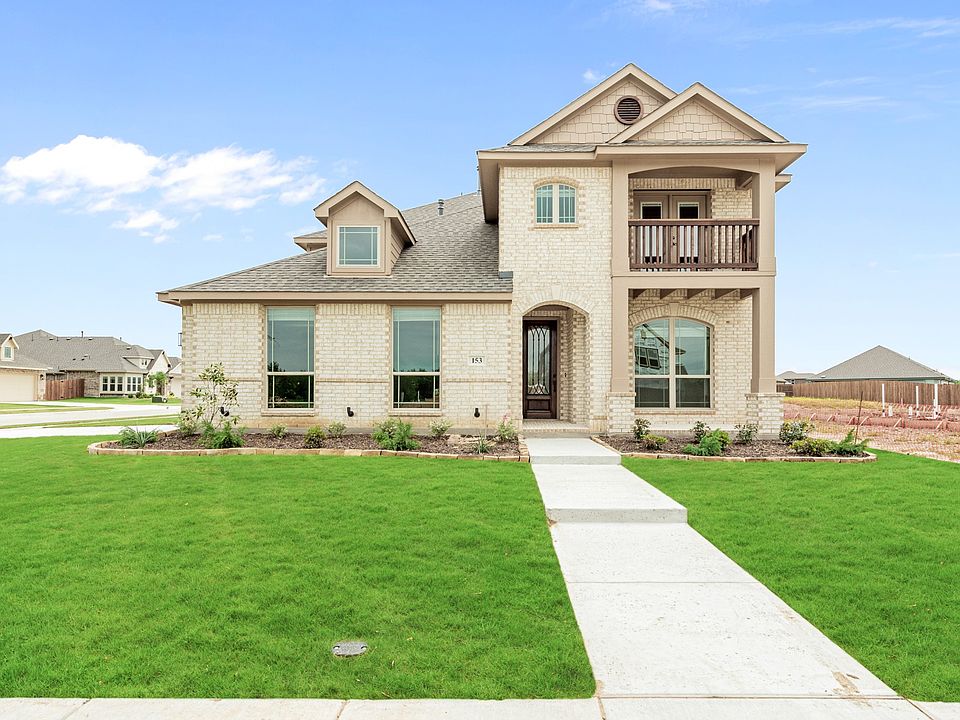 1st image of 153 Creekside Dr
