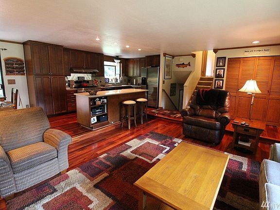 3rd image of 20723 SE 335th St