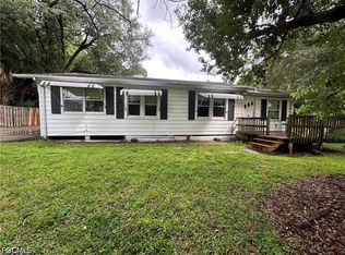 10461 McGregor Blvd, Fort Myers, FL 33919