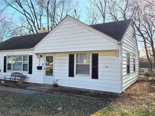 7625 Rainbow Dr, Prairie Village, KS 66208