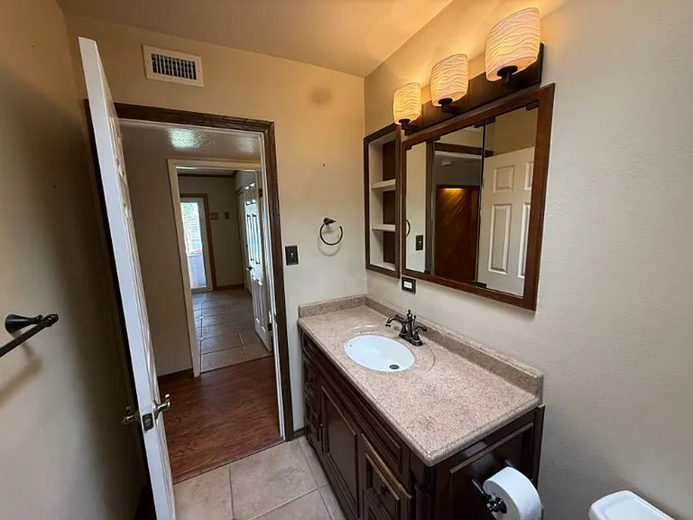 2174 E 25th Pl — Photo 24