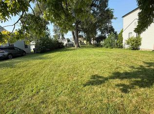 2573 Grace St, Melvindale, MI 48122