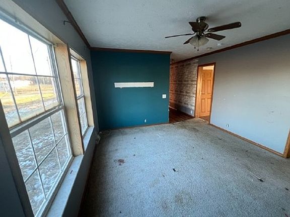 4th image of 203 N Monroe St