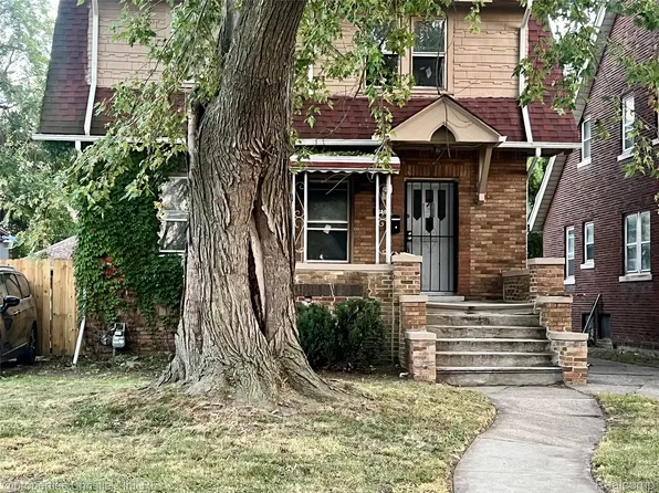 11800 Kilbourne St, Detroit, MI 48213