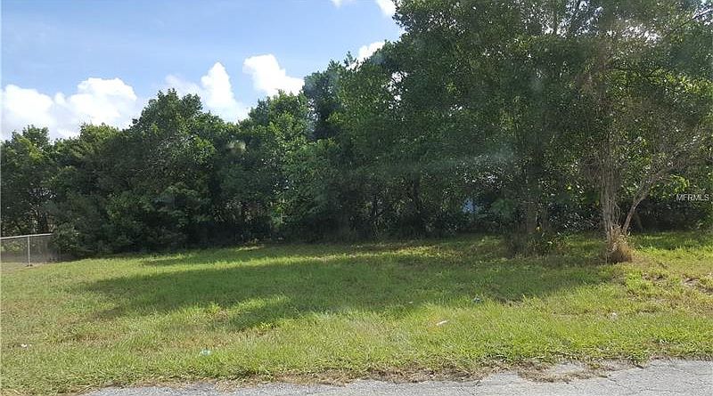 2nd image of 1911 N Bartley St