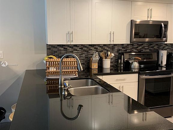 5th image of 9970 N Kendall Dr APT 909-9