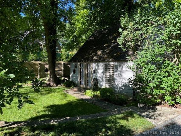 134 Godfrey Rd E