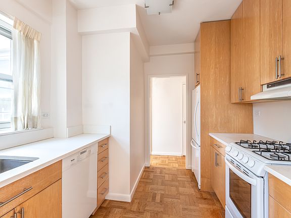 5th image of 40 E 78th St #11B