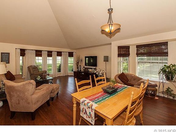 5th image of 7526 Royalwood Way