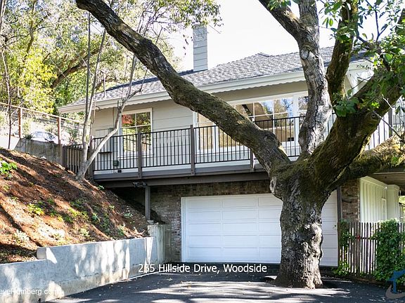 3rd image of 235 Hillside Dr