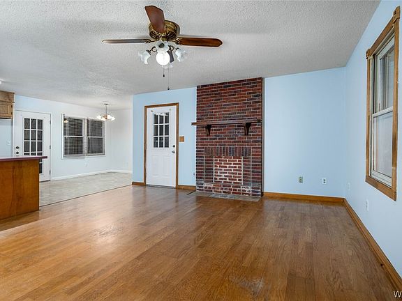 4th image of 14141 Boswell Rd