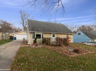 7303 SW 16th St, Des Moines, IA 50315