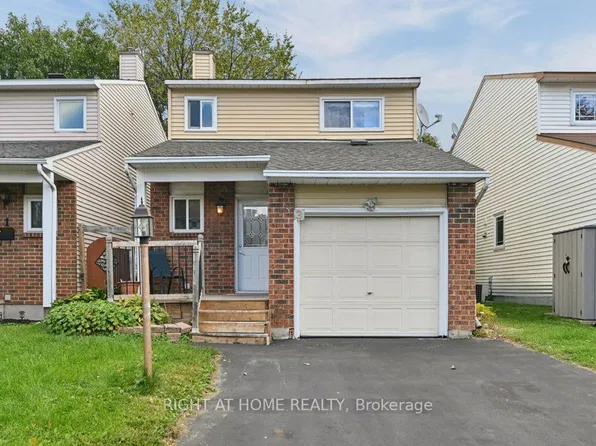 3 Benlark Rd, Ottawa, ON K2J 2L5