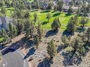753 Kestrel Ct, Redmond, OR 97756