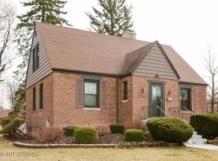 1143 Douglas Ave, Flossmoor, IL