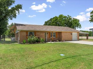 703 N Gilmer Ave, Dawson, TX 76639