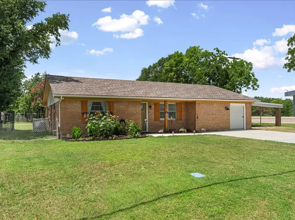 703 N Gilmer Ave, Dawson, TX 76639