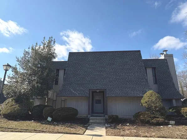 25 S Church Rd Unit 130, Maple Shade, NJ 08052