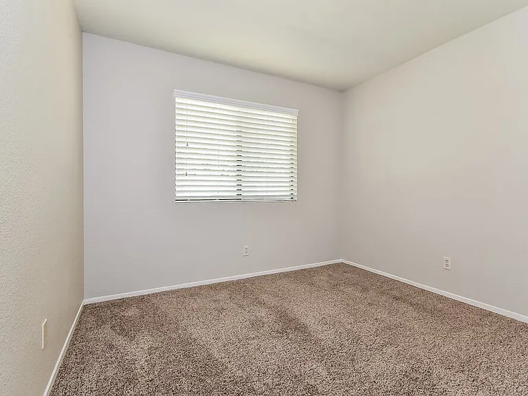 2660 Storey Cir — Photo 11