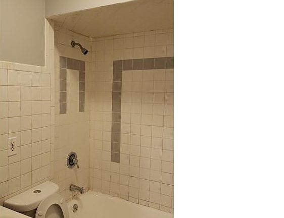 4th image of 119 N 19th St #1