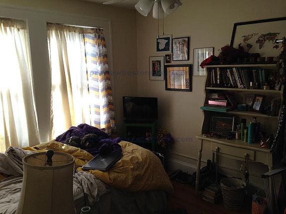 4th image of 58 Brock St #Nf3