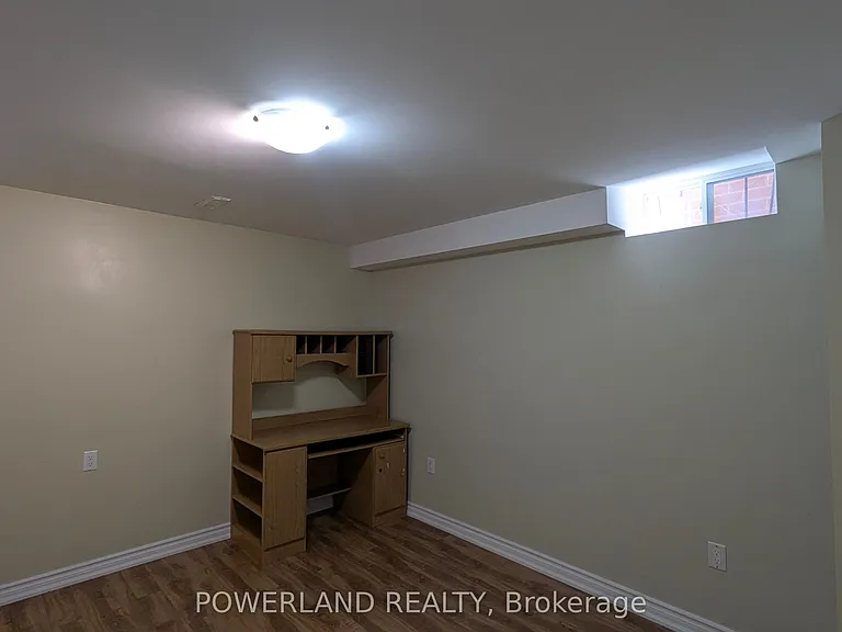 134 Dunbar Cres — Photo 18