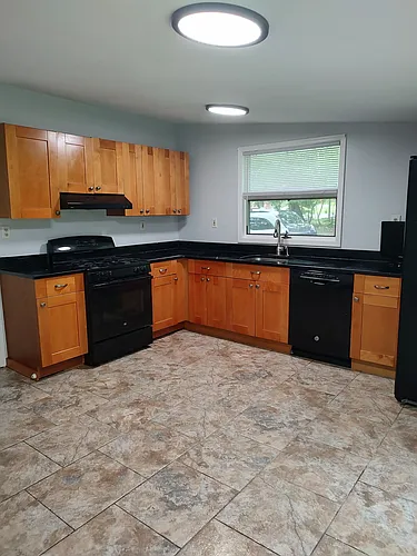 64 Washington Ave #B Photo 1