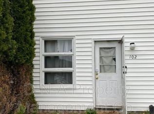 624 Rolling Pines Dr APT 102, Saylorsburg, PA 18353