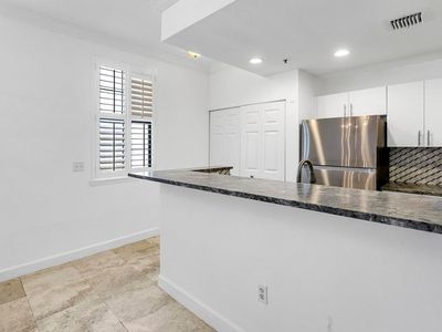 691 Hibiscus St, West Palm Beach, FL, 33401