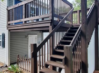 36 Zion Church Rd #B, Middletown, VA 22645