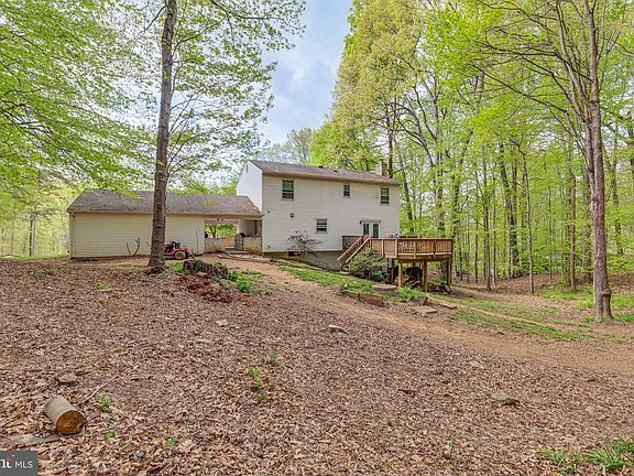 5th image of 5364 Wade Ln