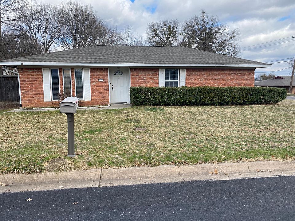 1st image of 317 W McLain Dr