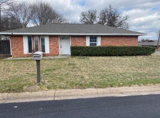 317 W McLain Dr, Sherman, TX 75092
