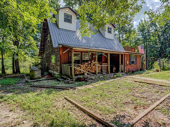 2nd image of 8427 N County Road 250 E