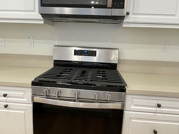 5th image of 3968 E Coronado Privado