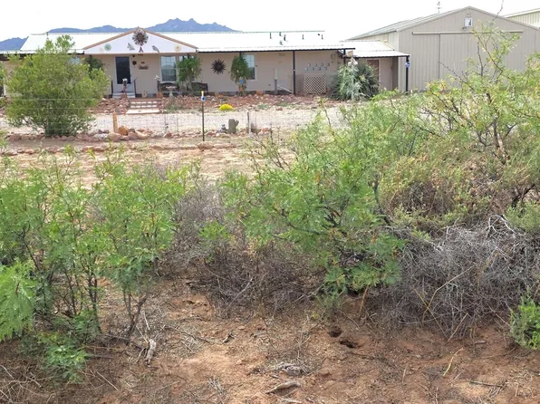 10890 Marana Rd SE, Deming, NM 88030