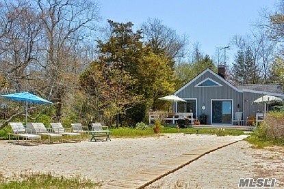 2nd image of 237 Noyac Rd