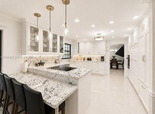 California Mansions, Miami, FL 33165