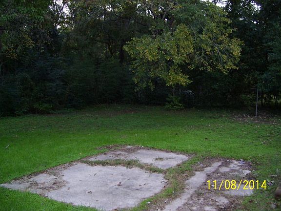 3rd image of 206 Sheridan Dr