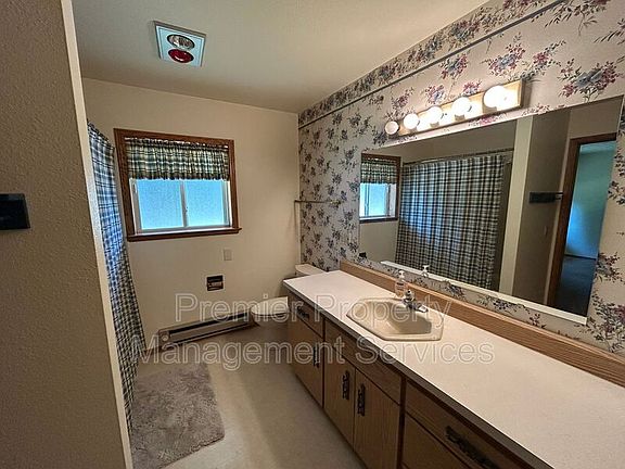 5th image of 3406 Quinella Dr