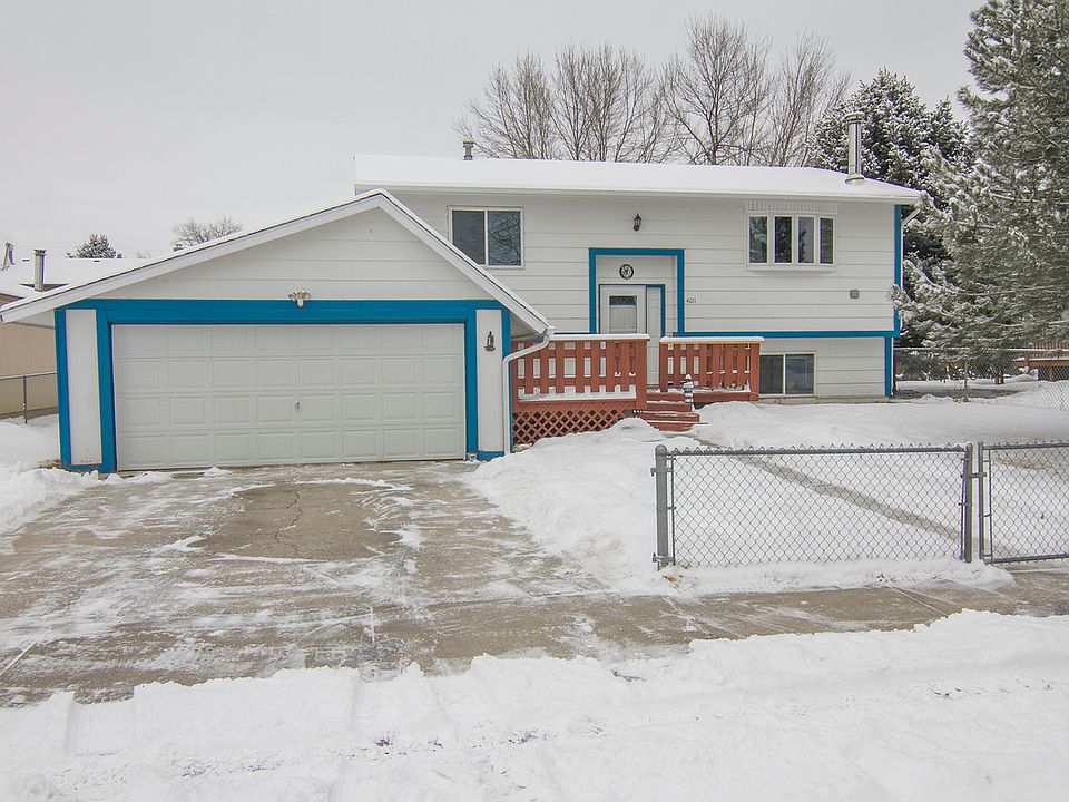 1st image of 4011 Chamberlain Dr