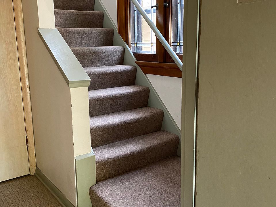 Tenant's staircase
